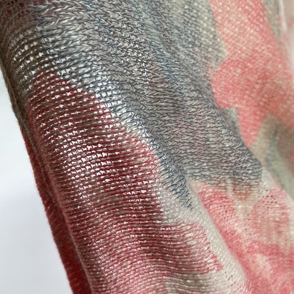 Vintage Akemi + Kin top from Anthropologie - Picture 4 of 4